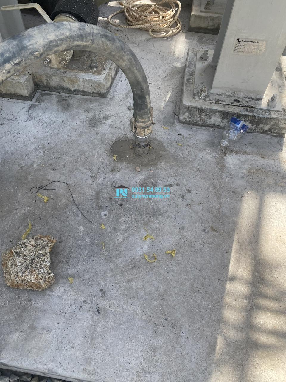 Bơm vữa ống siêu âm cọc khoan nhồi